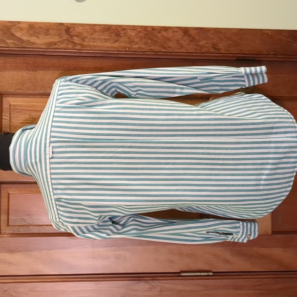 Kreeger Clothing Co. Button down shirt! - Picture 2 of 9